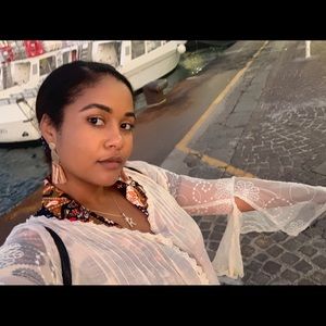 Meet your Posher, Keiry Penelope